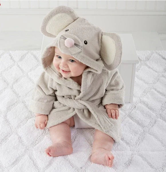 Mjuk sängbumper för baby till spjälsäng. Skyddar mot hårda spjälor och ger extra komfort. Andningsbar, tvättbar och med stilren design.