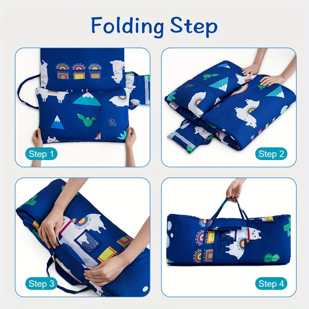 Så rullas sovmattan ihop i fyra steg till ett paket med bärhandtag