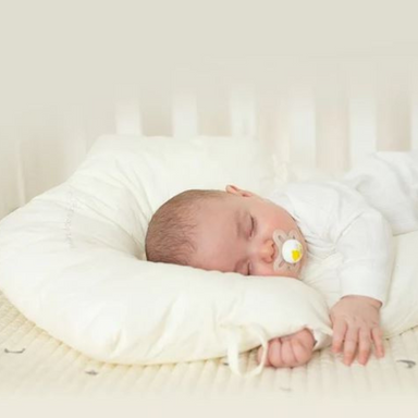 Babykudde i mjukt och andningsbart material