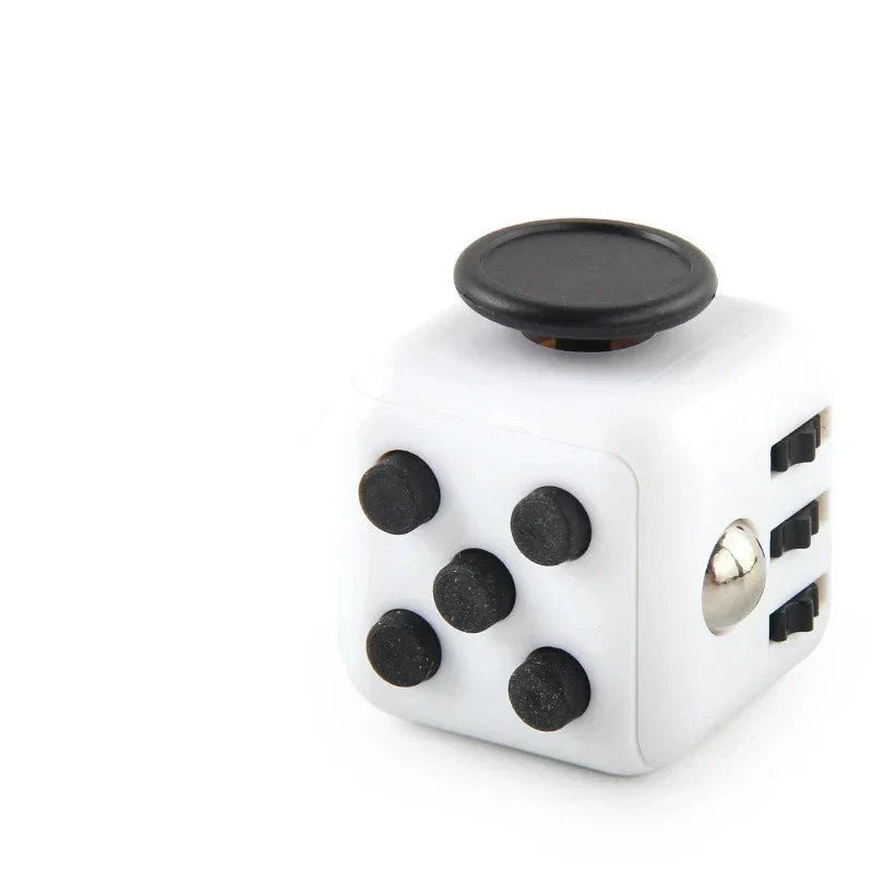 Fidget cube med 6 taktila sidor – tysta klickknappar, stålkula, fickformat | fidgetkub