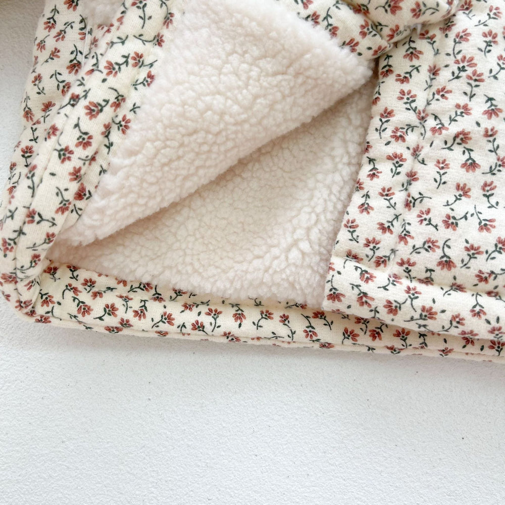 FloralFleece Flickors Vinterjacka med Spetskrage | Varm Babyjacka 6m–3år | Blommig Teddyjacka för Flickor