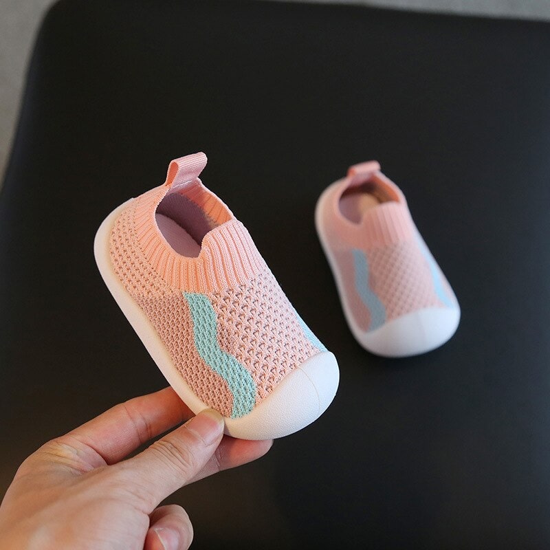 NatureStride Barfotasneakers för Barn – Naturlig Utveckling och Komfort för Ditt Barn