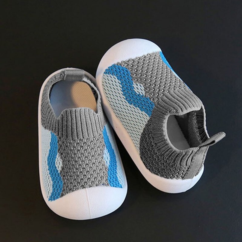 NatureStride Barfotasneakers för Barn – Naturlig Utveckling och Komfort för Ditt Barn
