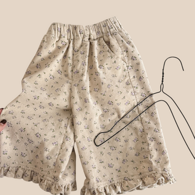 Utsvängda byxor med blommönster – BohoBlossom Flickor, Beige Bomull, Storlek 0–6 år