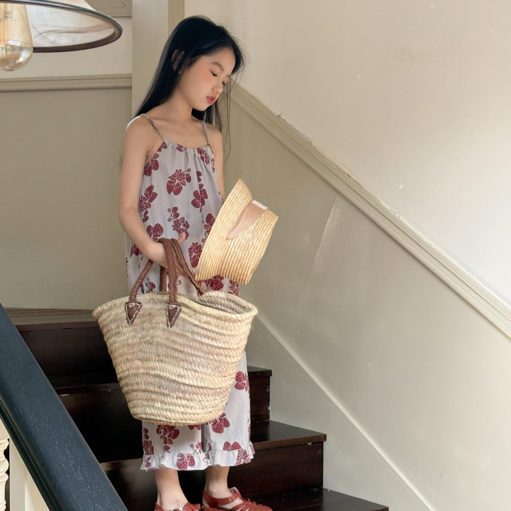 Lunea Kids Flora Volangbyxdress Flicka – Sommarjumpsuit i bomull – Blommönster – Volanger – 0–6 år – Luftiga barnkläder