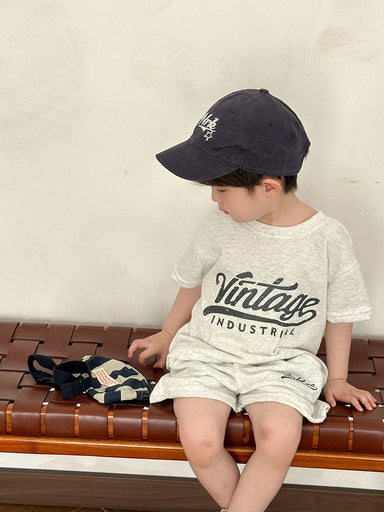 Sommarklädset Vintage T-shirt + Korta Joggingbyxor – Baby, Småbarn, Förskolebarn, Barn, Grå/Brun, Bomull, Storlek 0–8 år