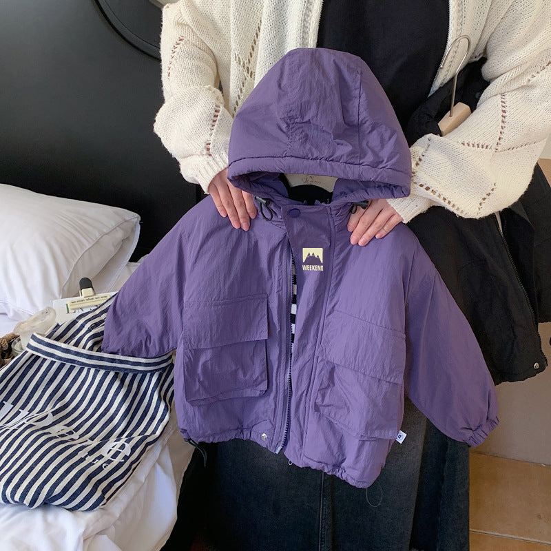 Vindjacka med huva – Lilo Unisex, Svart/Lila, Polyester, Storlek 0–6 år