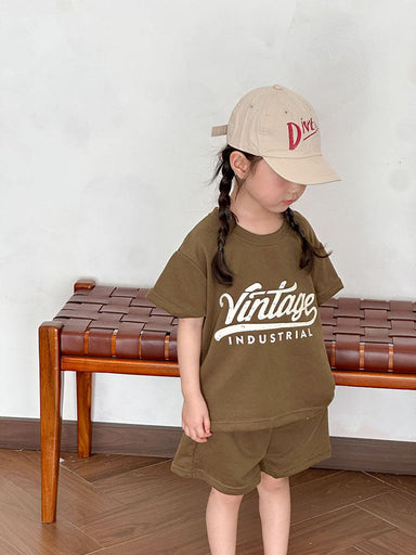 Sommarklädset Vintage T-shirt + Korta Joggingbyxor – Baby, Småbarn, Förskolebarn, Barn, Grå/Brun, Bomull, Storlek 0–8 år