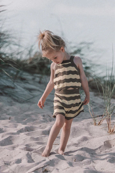 Terra Mini Coco Wave Baby Sommarset – Topp + Shorts – Naturliga Färger – Stickad Bomullsblandning – 0–2 år – Unisex Sommaroutfit
