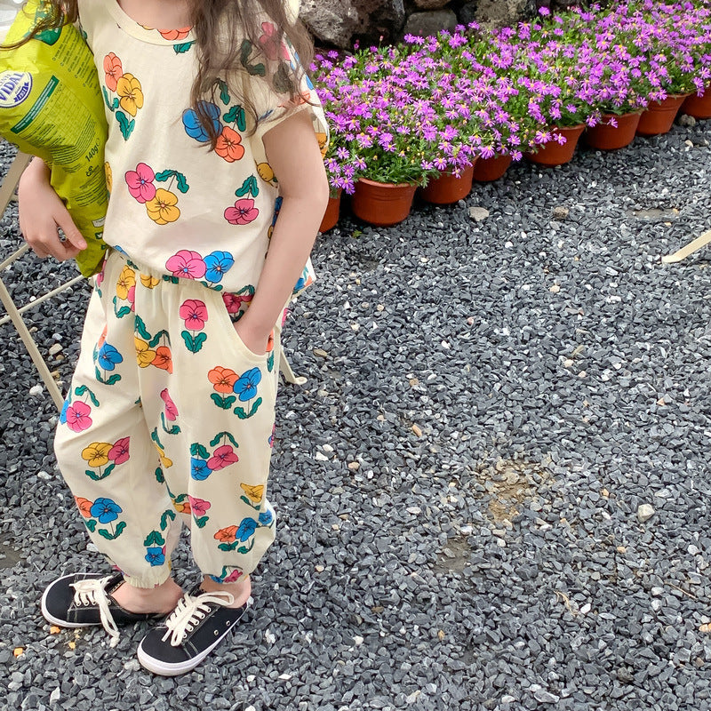 Floree Sommarset Barn – 2-delad bomullsoutfit med blommönster – T-shirt och byxor – Flicka/Baby/Småbarn – Storlek 0–8 år