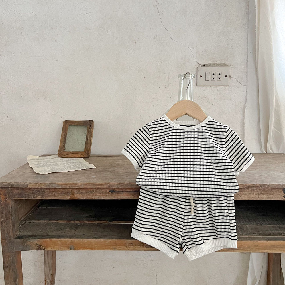 Unisex Baby Sommarset – 2-delat Ribbat Bomull T-shirt & Shorts | Nilo & Nox (0–3 år)