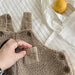 Hängselbyxor – Cozy Cubs Flickor, Beige/Brun, Bomull, Storlek 0–6 år