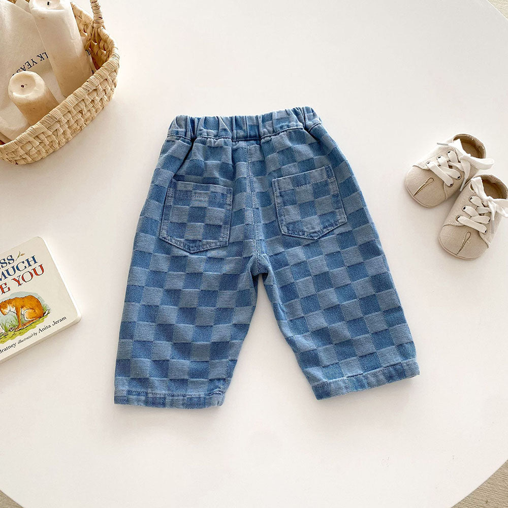 Livan Checker Denim – Stilren och bekväm jeansshorts för små äventyrare