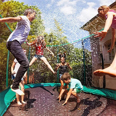 Trampolin Spridare med Vattenmist – Kylning & Lek för Barn | SpringFresh 12 m