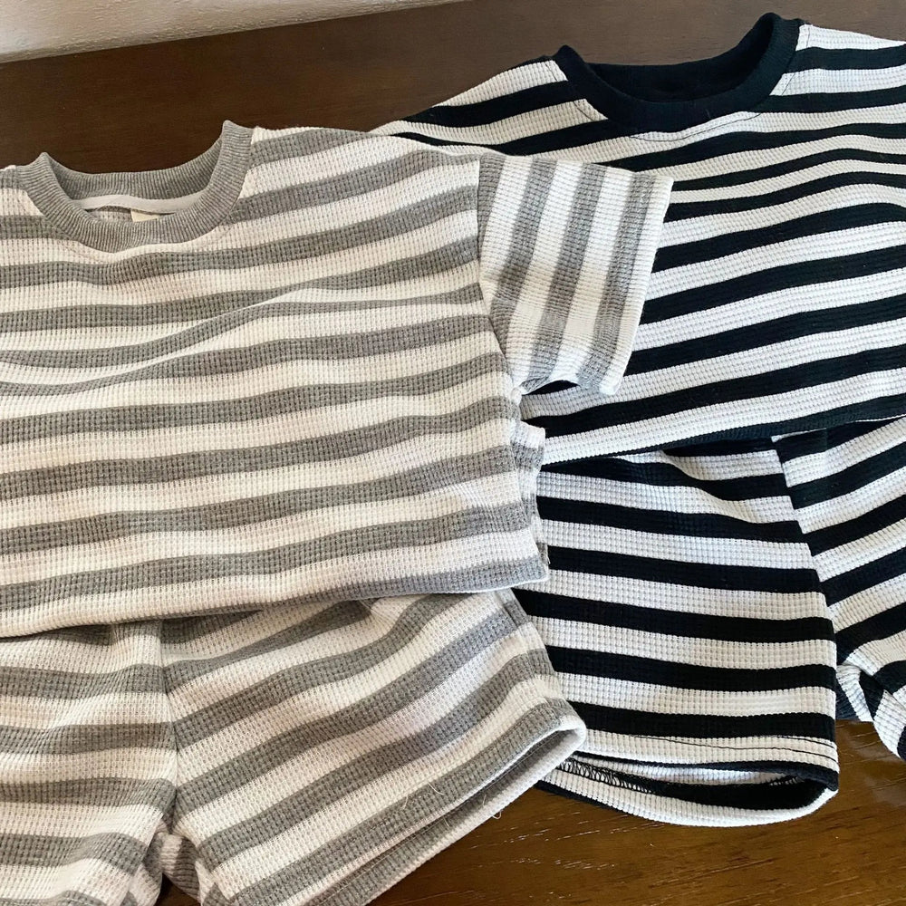 T-shirt och Shorts Sommarset – StripePlay Unisex, Svart/Grå, Bomull, Storlek 0–8 år