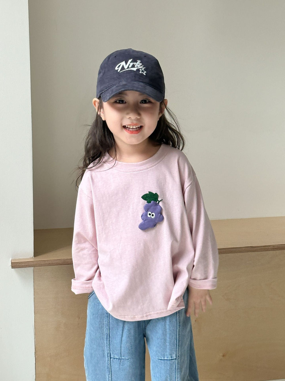 Långärmad tröja med 3D – Fruity Friends Unisex, Rosa/Grå, Bomull, Storlek 0–8 år