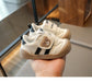Sneaker med Kardborre – Björn Unisex, Khaki/Svart/Röd, Storlek 16–25