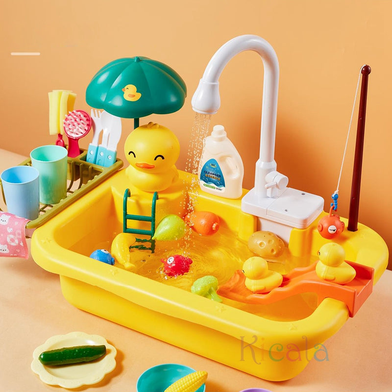 Splashy Duck Vattenset – Pedagogisk Vattenleksak med Fontän, Änder & Tillbehör | För Inomhus & Utomhus | Ålder 2–6 År