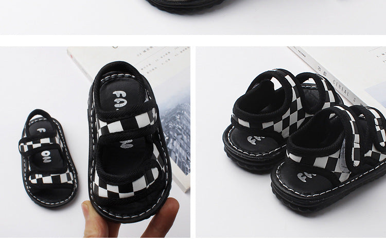 Sandal med kardborreband – CheckerSteps Unisex, Svart/Rosa, Storlek 16–20