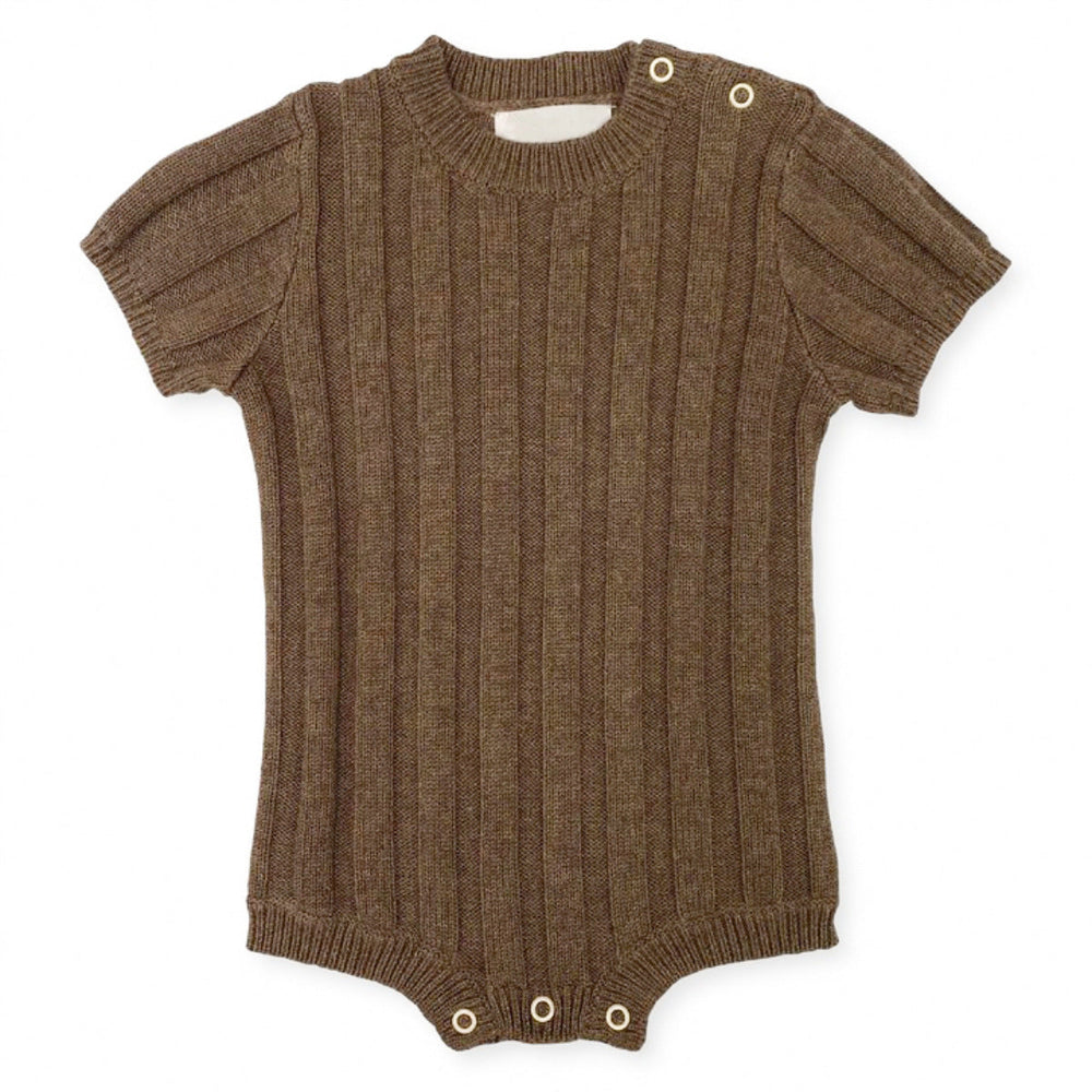 CozyNest Stickad babyromper 0–2 år | Mjuk bomullsblandning & ribbmönster | Bekväma babykläder