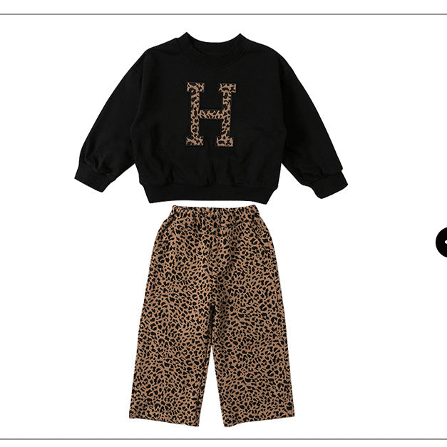 Set med tröja och byxor med leopardmönster – H Flickor, Bomull, Storlek 1–7 år