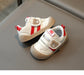 Sneaker med Kardborre – Björn Unisex, Khaki/Svart/Röd, Storlek 16–25