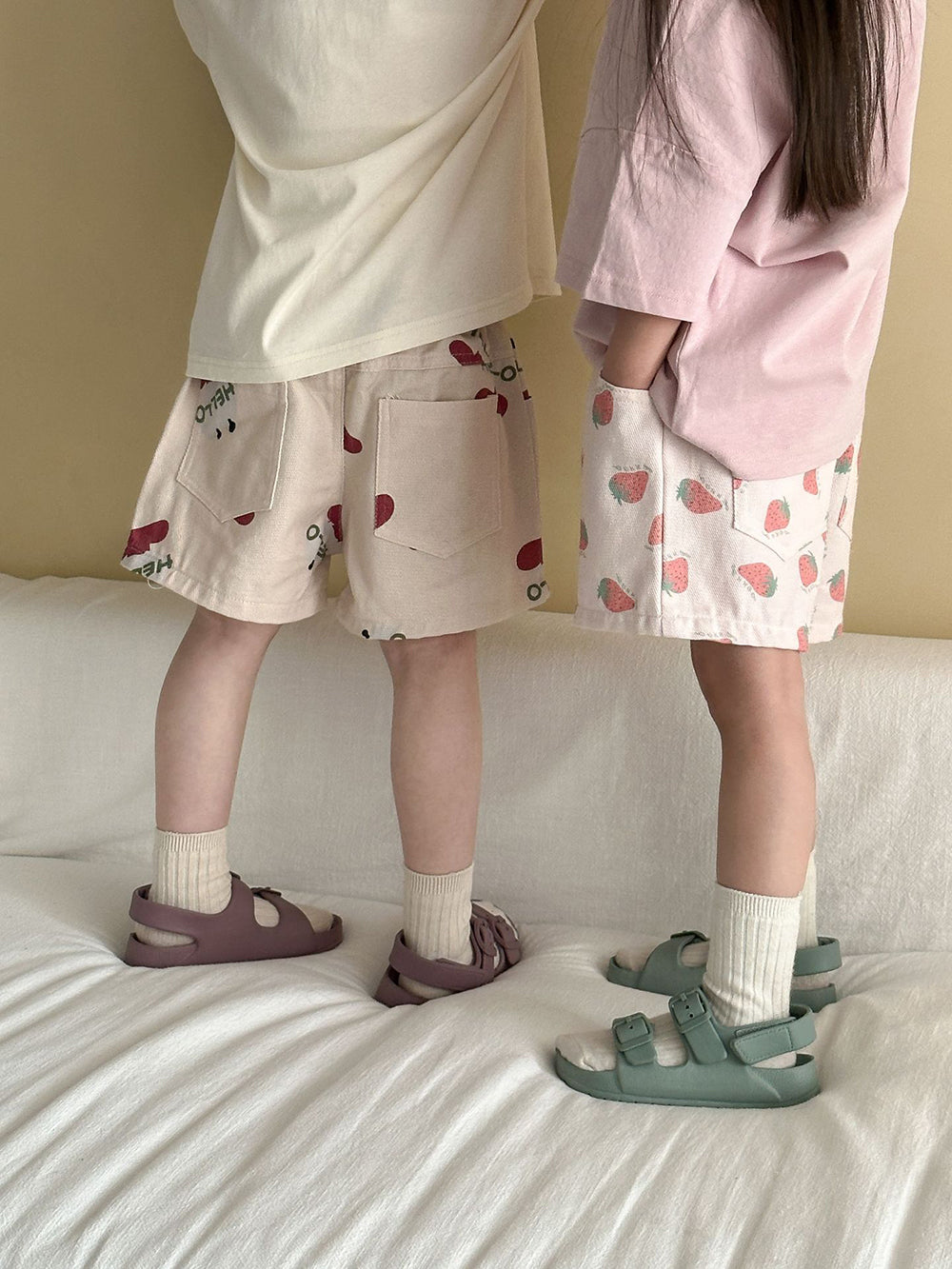 Kortbyxa med Jordgubbar – Baby, Småbarn, Förskolebarn, Barn – Rosa, Bomull, Storlek 0–8 år