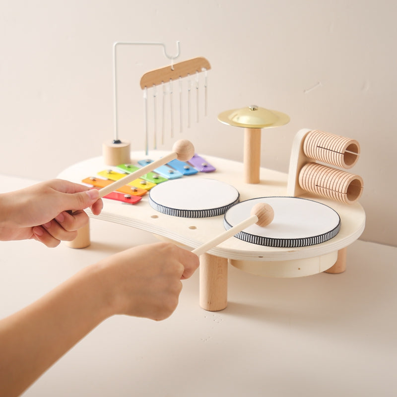 Musikbord i trä för barn – Xylofon, trummor & cymbaler (1+)