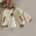 Jacka med ribbad struktur – Monro Unisex, beige/khaki bomull, storlek 1–8 år