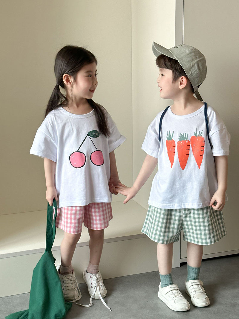 Frubino Frukt & Grönt Set – Sommarklädeset Baby/Småbarn/Barn 0–9 år – T-shirt + Rutiga Shorts – 100 % Bomull – Unisex – Fruktmotiv