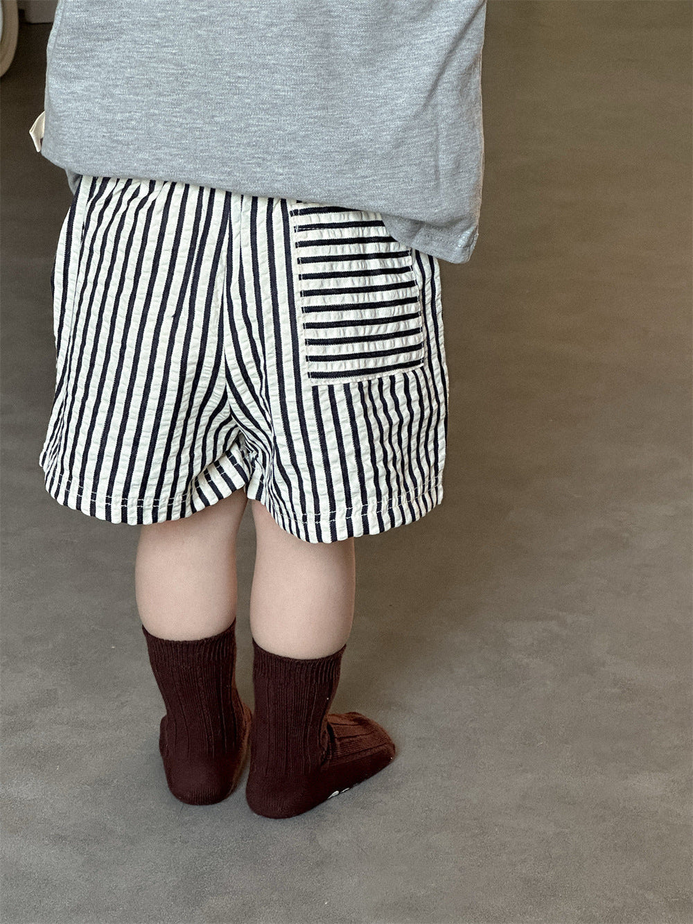 Nautino Polo & Randiga Shorts Set – Sommaroutfit Barn 0–3 år – Grå Polotröja + Randiga Shorts – Bekväm & Unisex