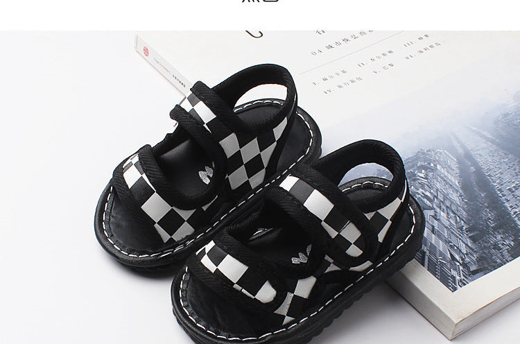 Sandal med kardborreband – CheckerSteps Unisex, Svart/Rosa, Storlek 16–20