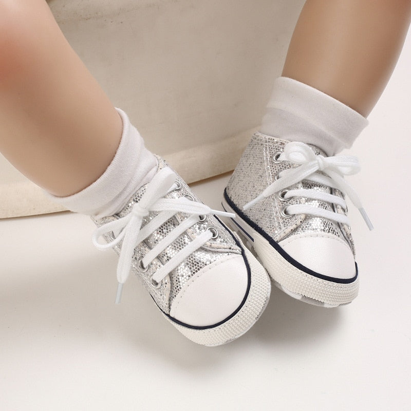 Lunari Glitz Babysneaker – Glittriga Babyskor för Flicka – Halkfria – Första Steg Skor – 0–1,5 år