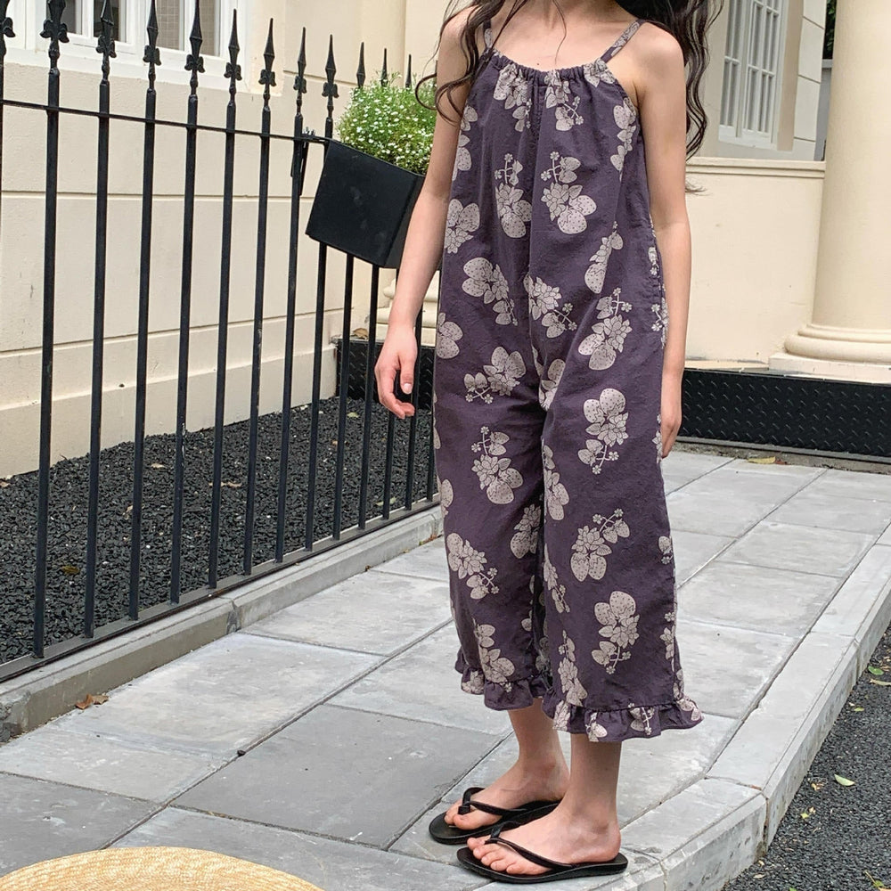 Lunea Kids Flora Volangbyxdress Flicka – Sommarjumpsuit i bomull – Blommönster – Volanger – 0–6 år – Luftiga barnkläder