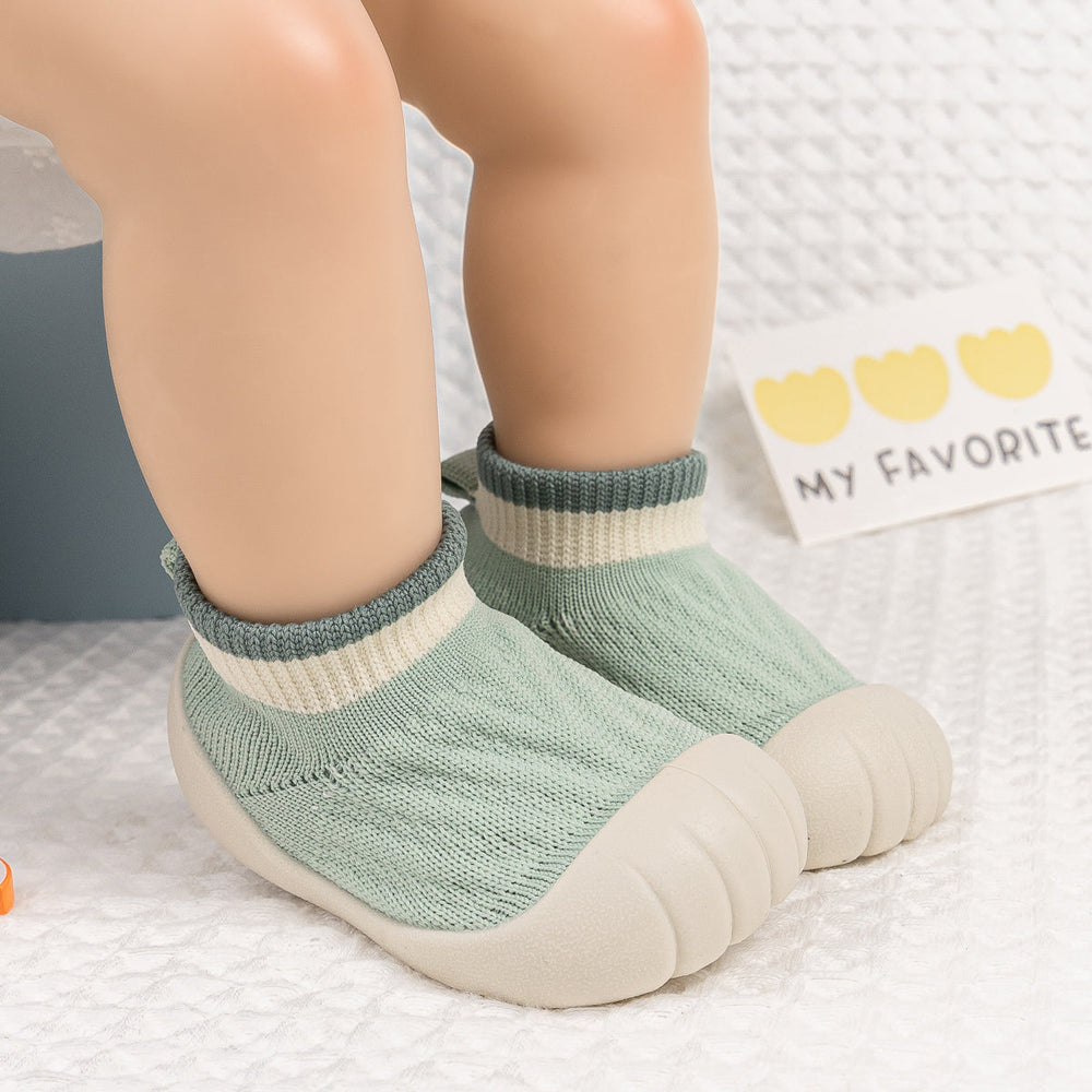 Babytossor med Halksäker Sula – Flexibla Tossor med Strumpdesign för Bebisar & Småbarn (0–24 Månader)