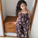 Lunea Kids Flora Volangbyxdress Flicka – Sommarjumpsuit i bomull – Blommönster – Volanger – 0–6 år – Luftiga barnkläder