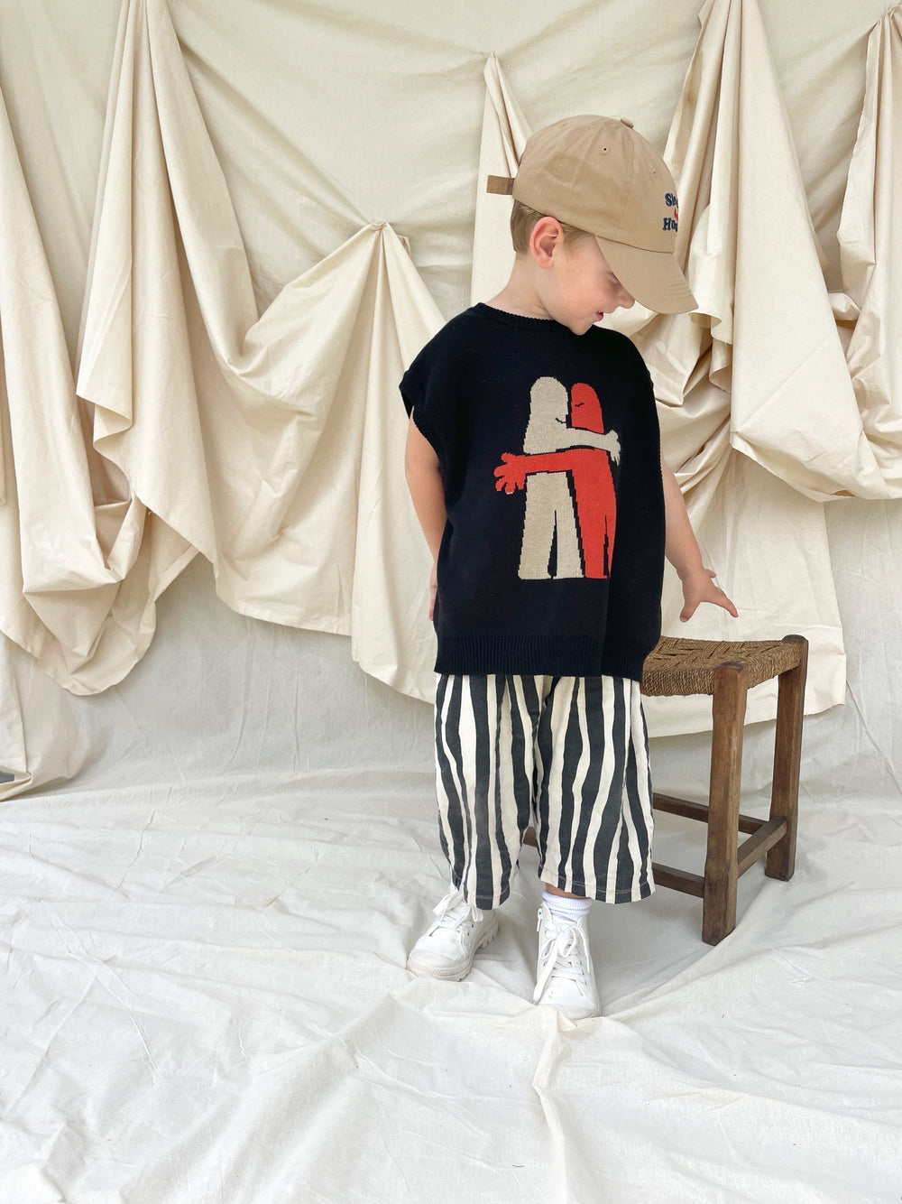 Stickad Ärmös Tröja – CozyArt Unisex, Grön/Svart, Bomull, Storlek 0–6 år