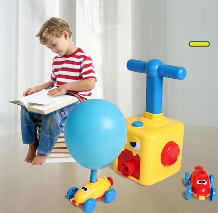 TurboPop Luftpumpande Leksaksbil – Pedagogisk och Snabb Lek för Barn 2+