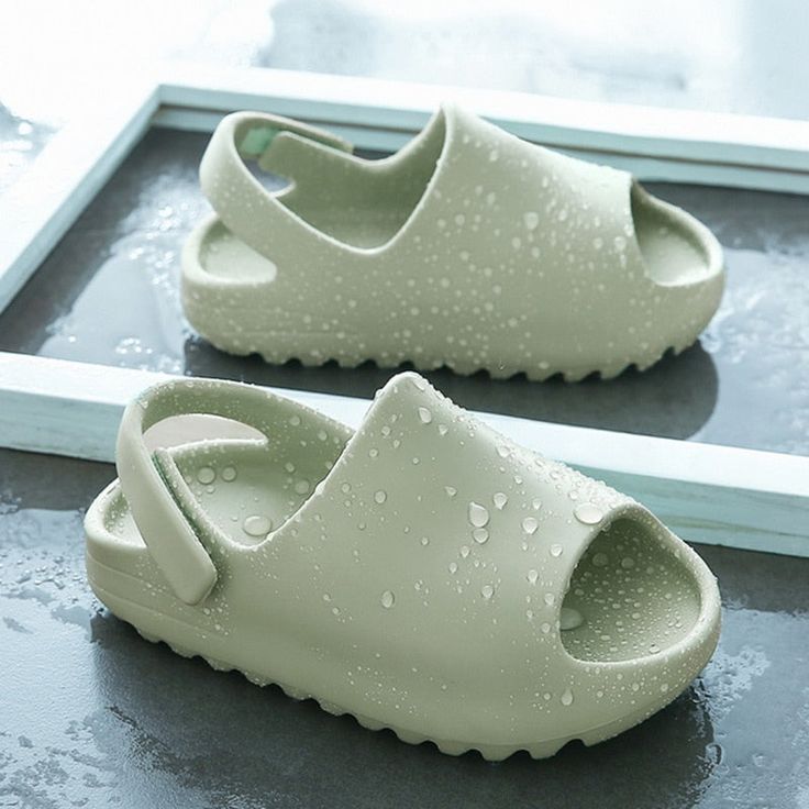 SunnyStep Barnsandaler – Bekväma och Justerbara Sandaler för Utomhusäventyr