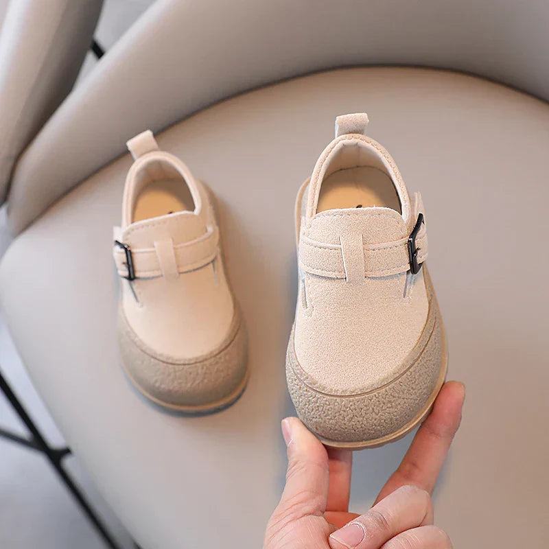 Babyskor Halkfria & Andande – Retro Babyskor 0–12 Månader | Komfort & Stil för Första Stegen