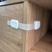 Barnsäker Skåp- & Lådlås – Osynligt, Självhäftande & Utan Borrning – 8 stycken