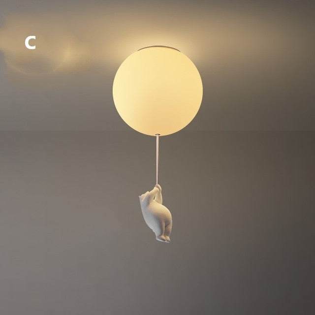 Barnrum taklampa med björnar och ballonger – stämningsfull belysning
